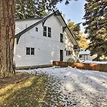 Charming Downtown Coeur Dalene Home With Yard!