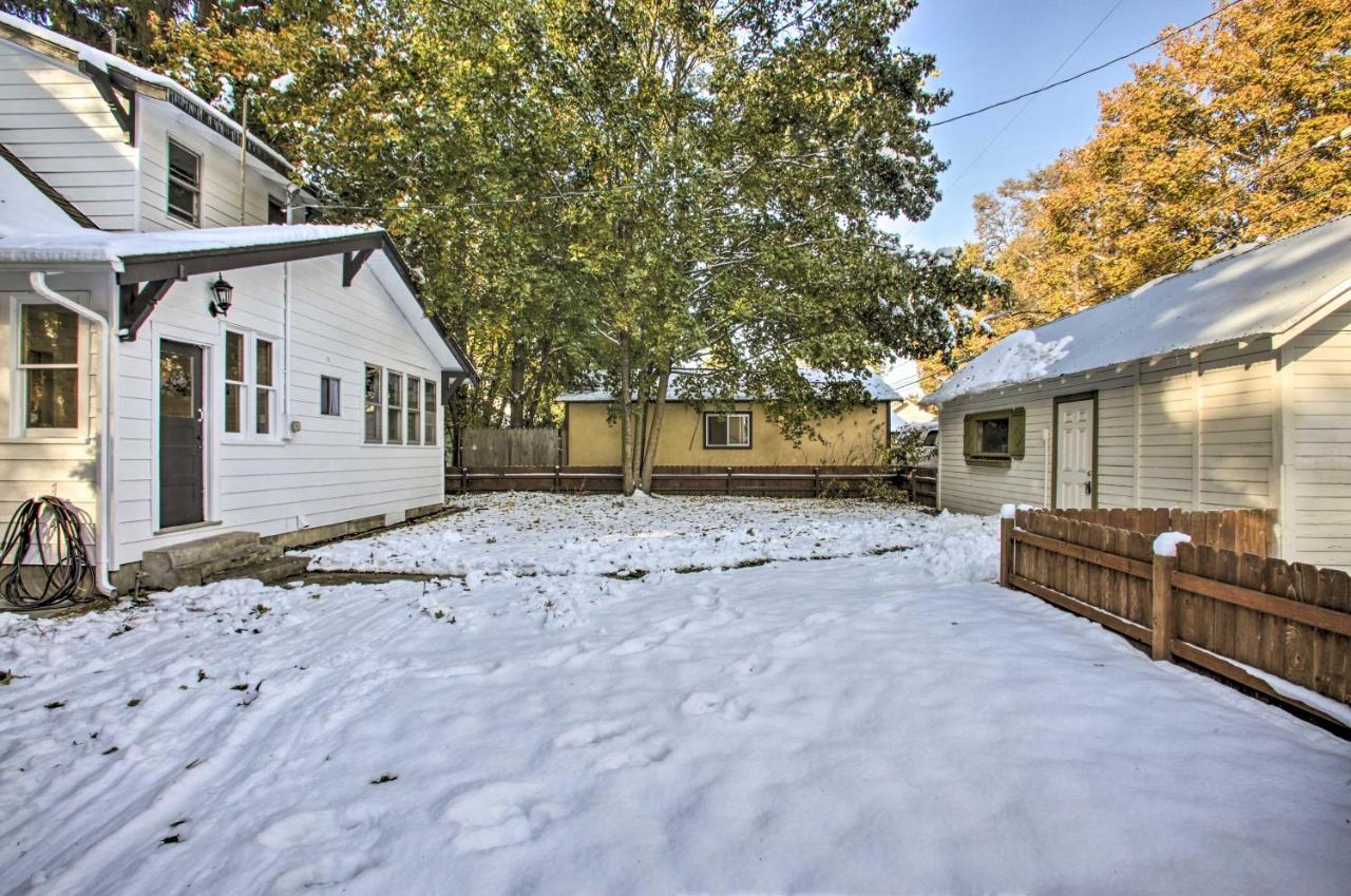 Charming Downtown Coeur Dalene With Yard! Coeur d'Alene