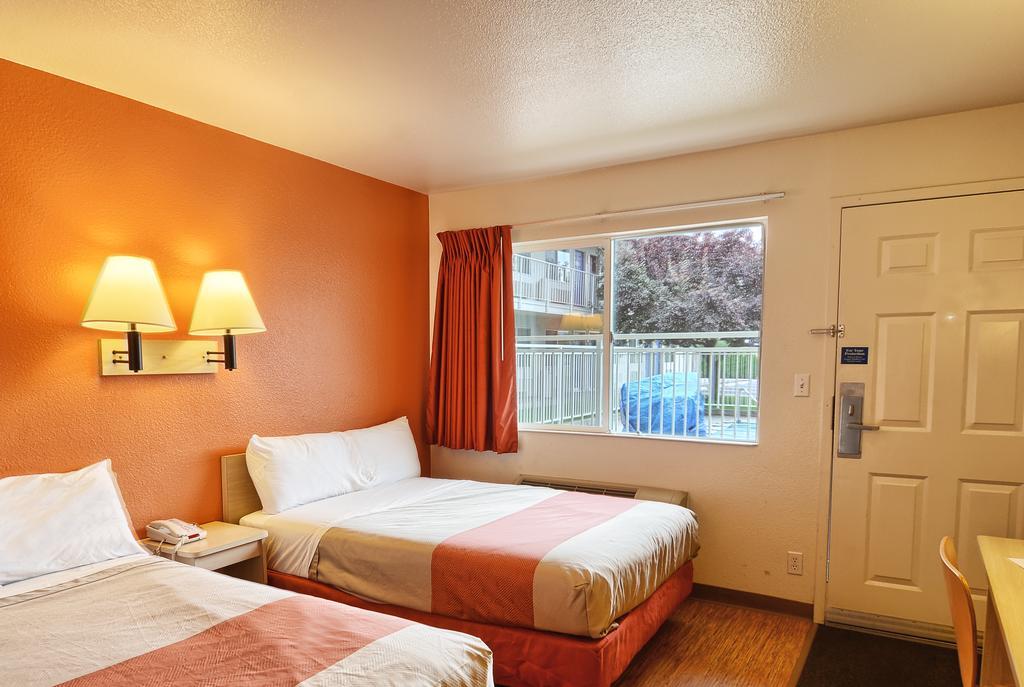 6-coeur D'alene, Id 2*