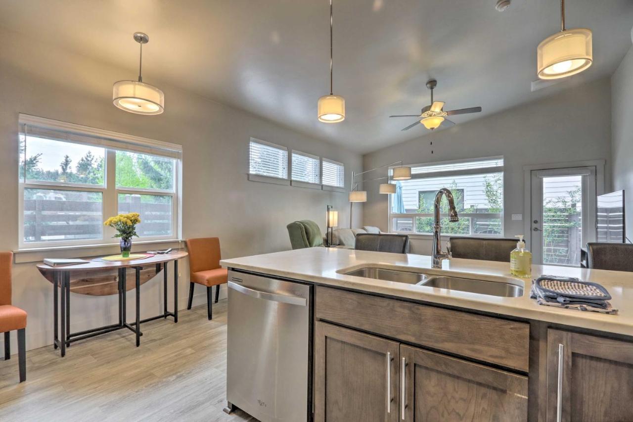 Holiday home Modern Coeur Dalene Near Trails And River! Coeur d'Alene