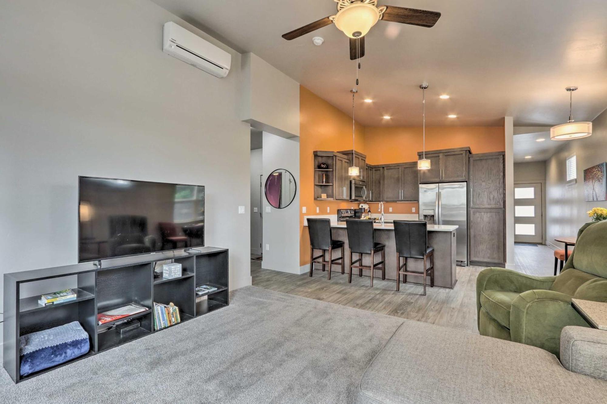 Holiday home Modern Coeur Dalene Near Trails And River! Coeur d'Alene