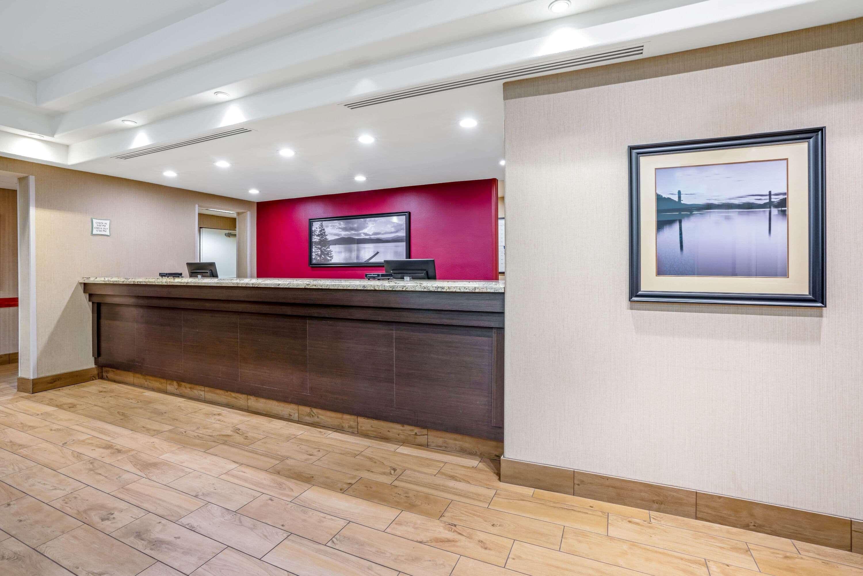 La Quinta By Wyndham Hotel