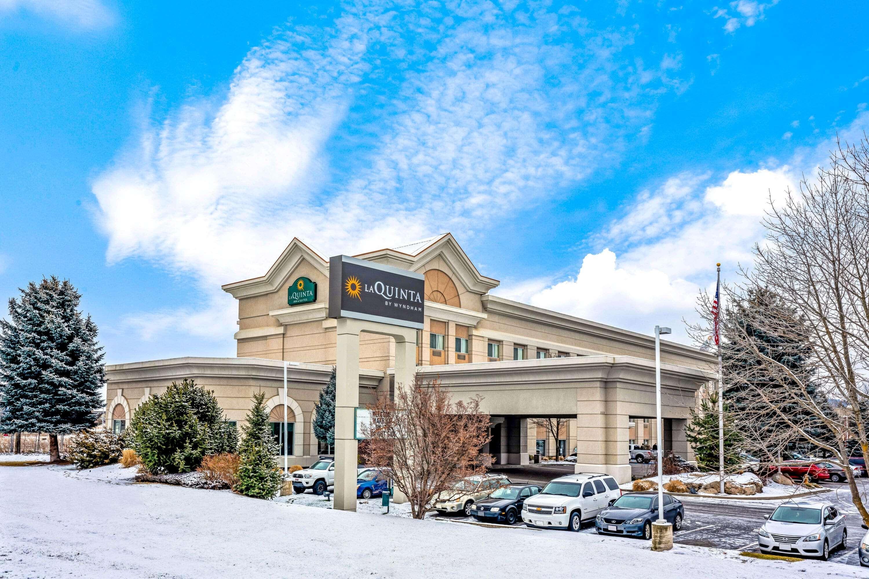 La Quinta By Wyndham Hotel