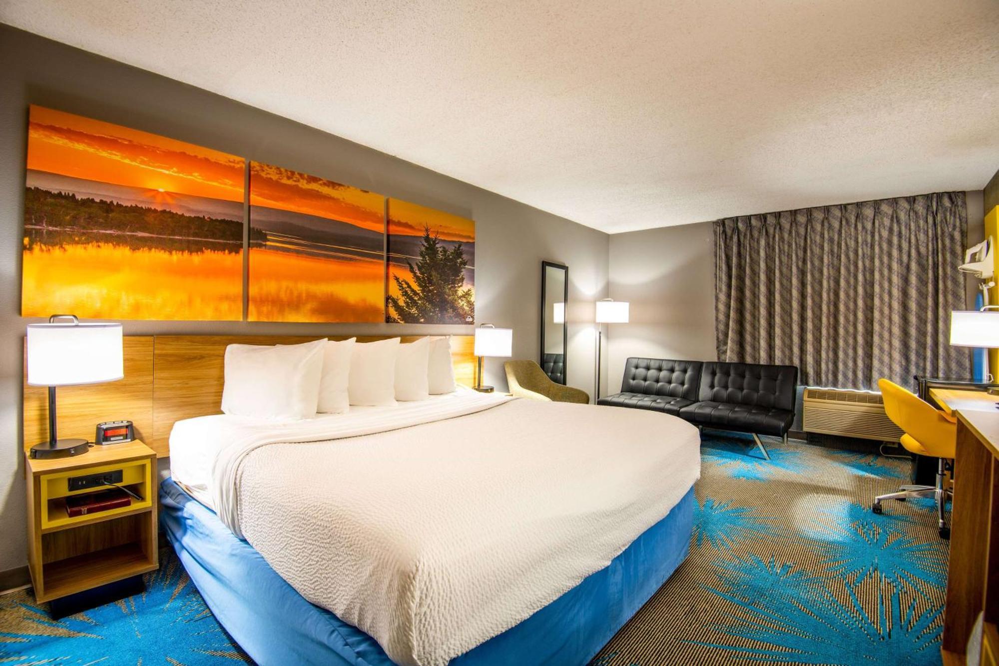Days By Wyndham Hotel