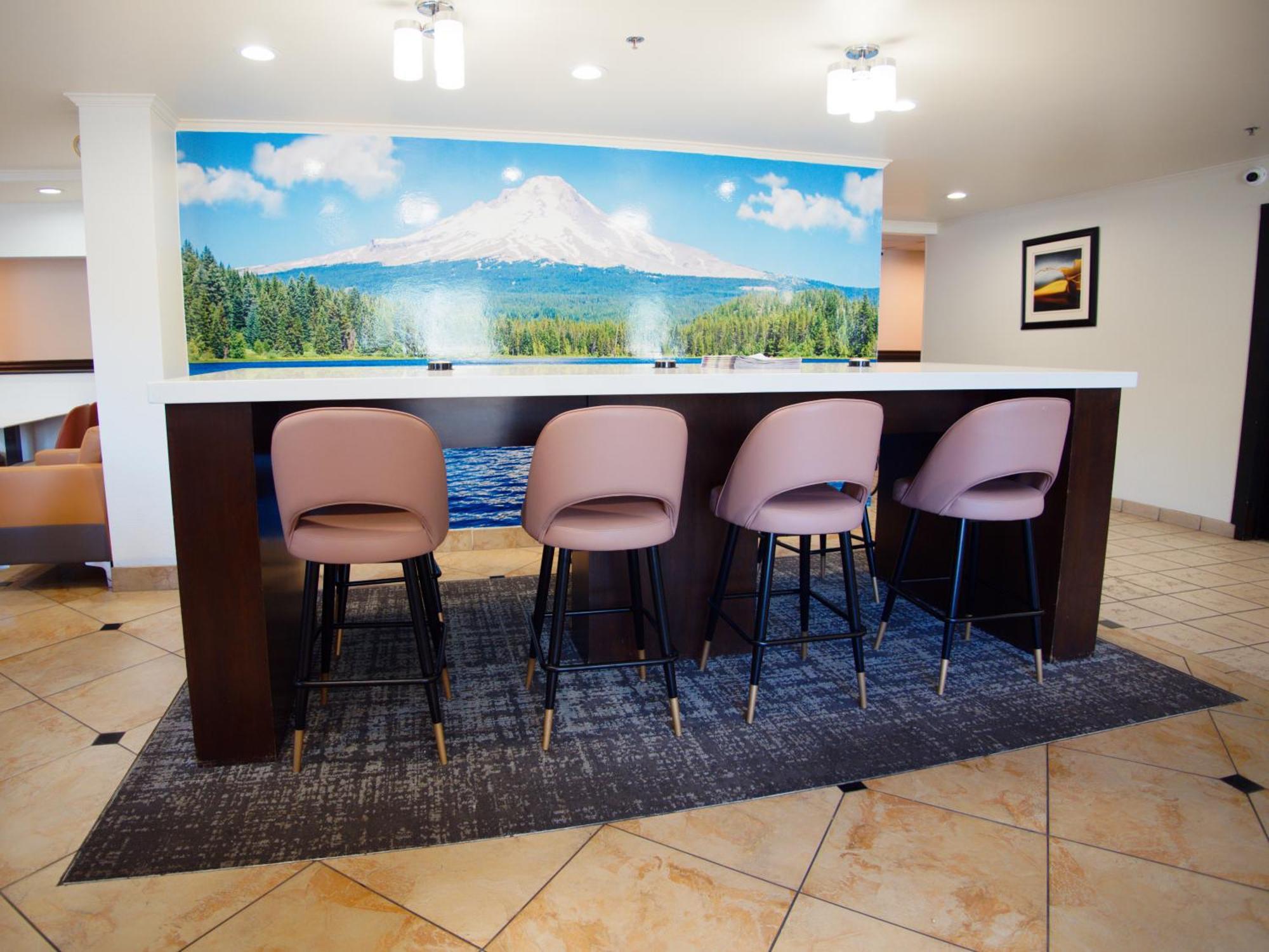 Ramada By Wyndham 3*