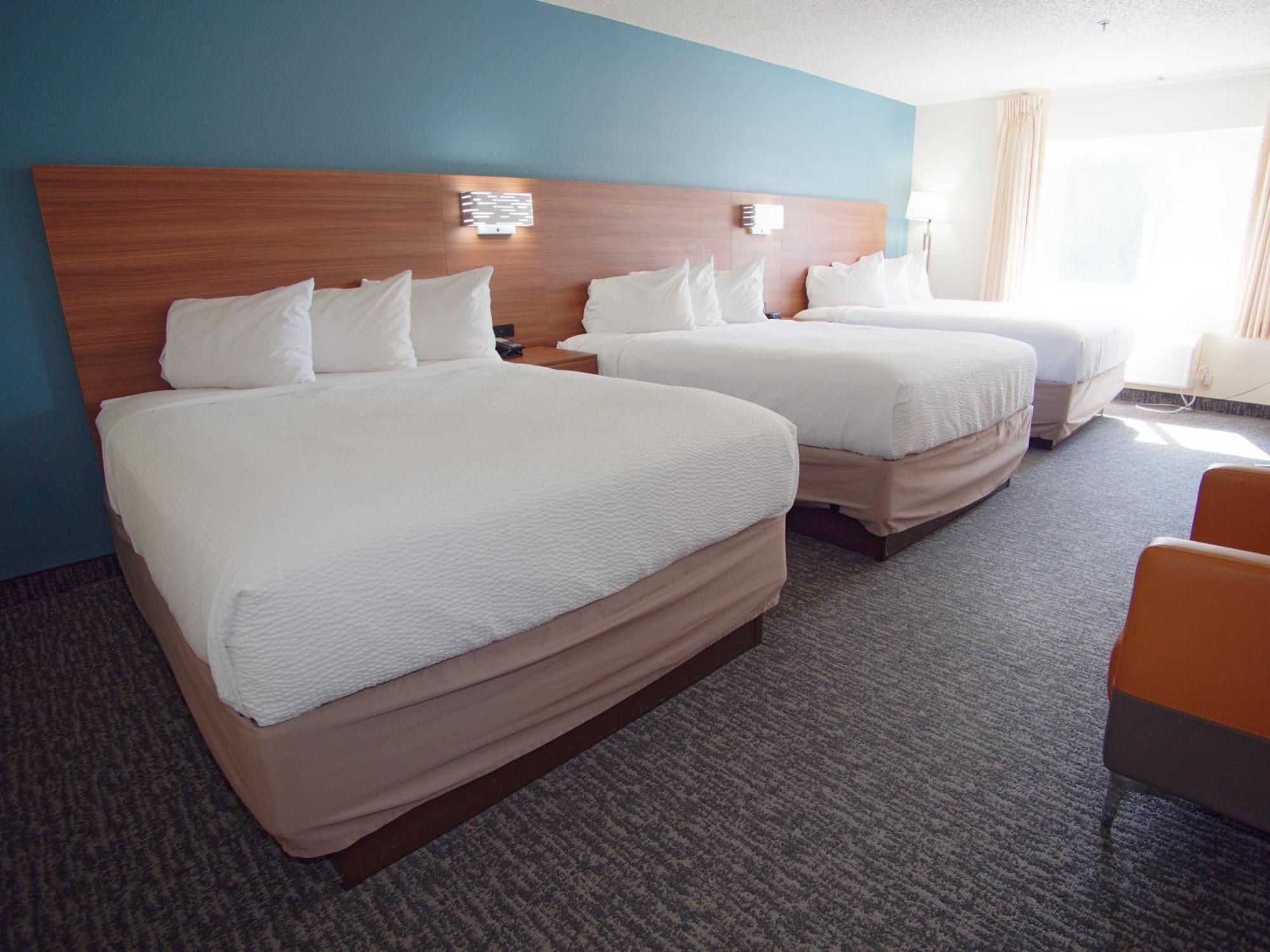 Hotel Ramada By Wyndham 3*