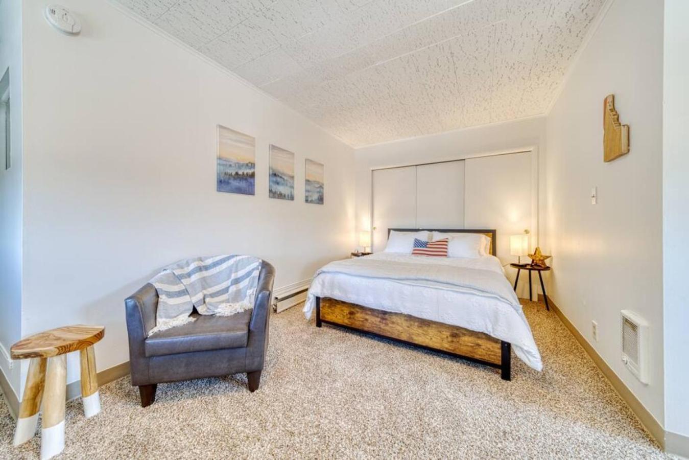 Flat On 4th Close By Downtown *