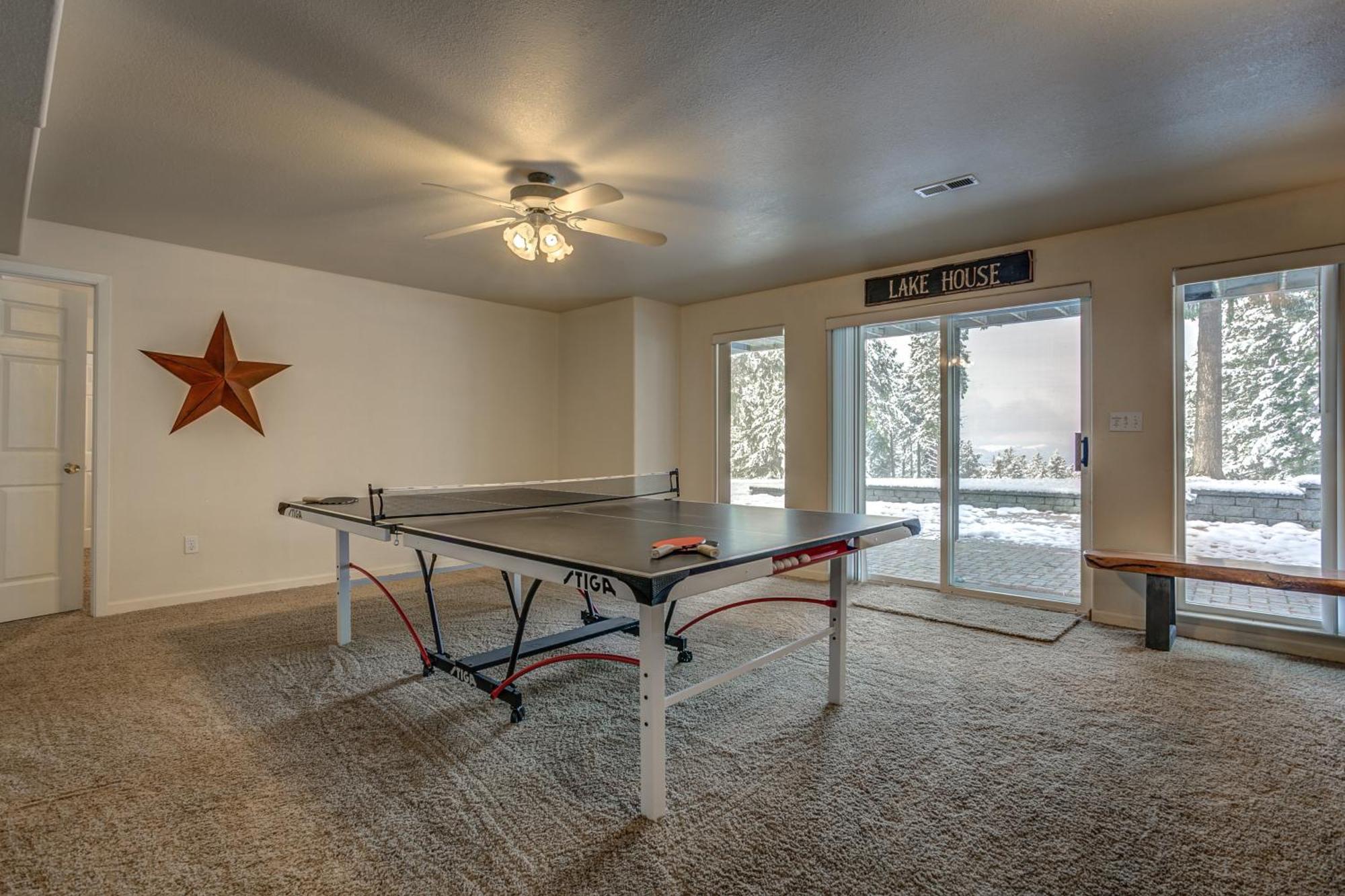 4br 3 And Half Bath With Whirlpool And Playground For 14 Guests Apartment