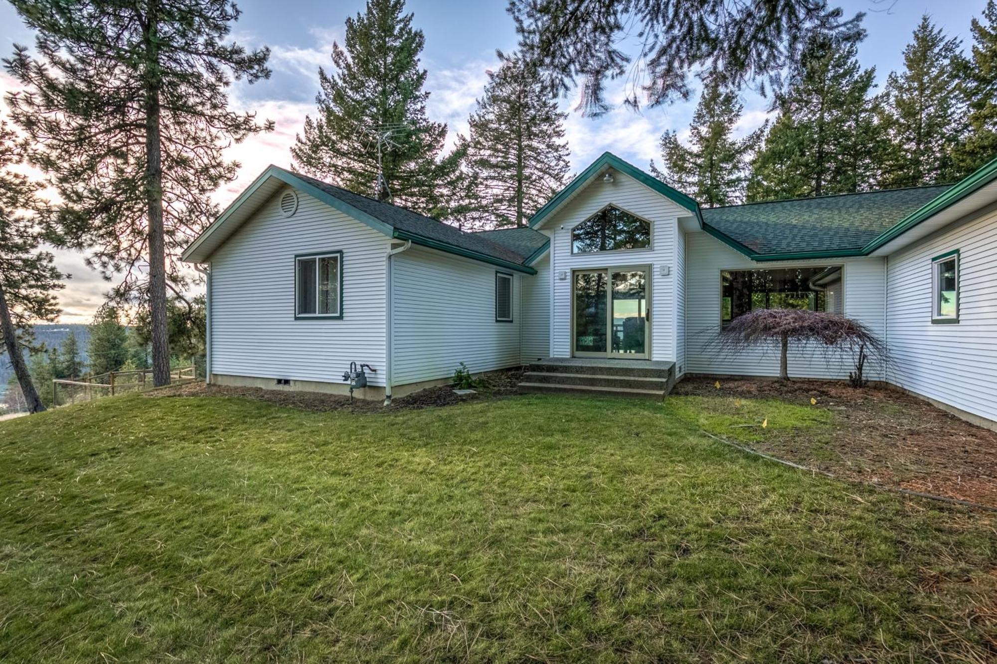 Apartment 4br 3 And Half Bath With Whirlpool And Playground For 14 Guests
