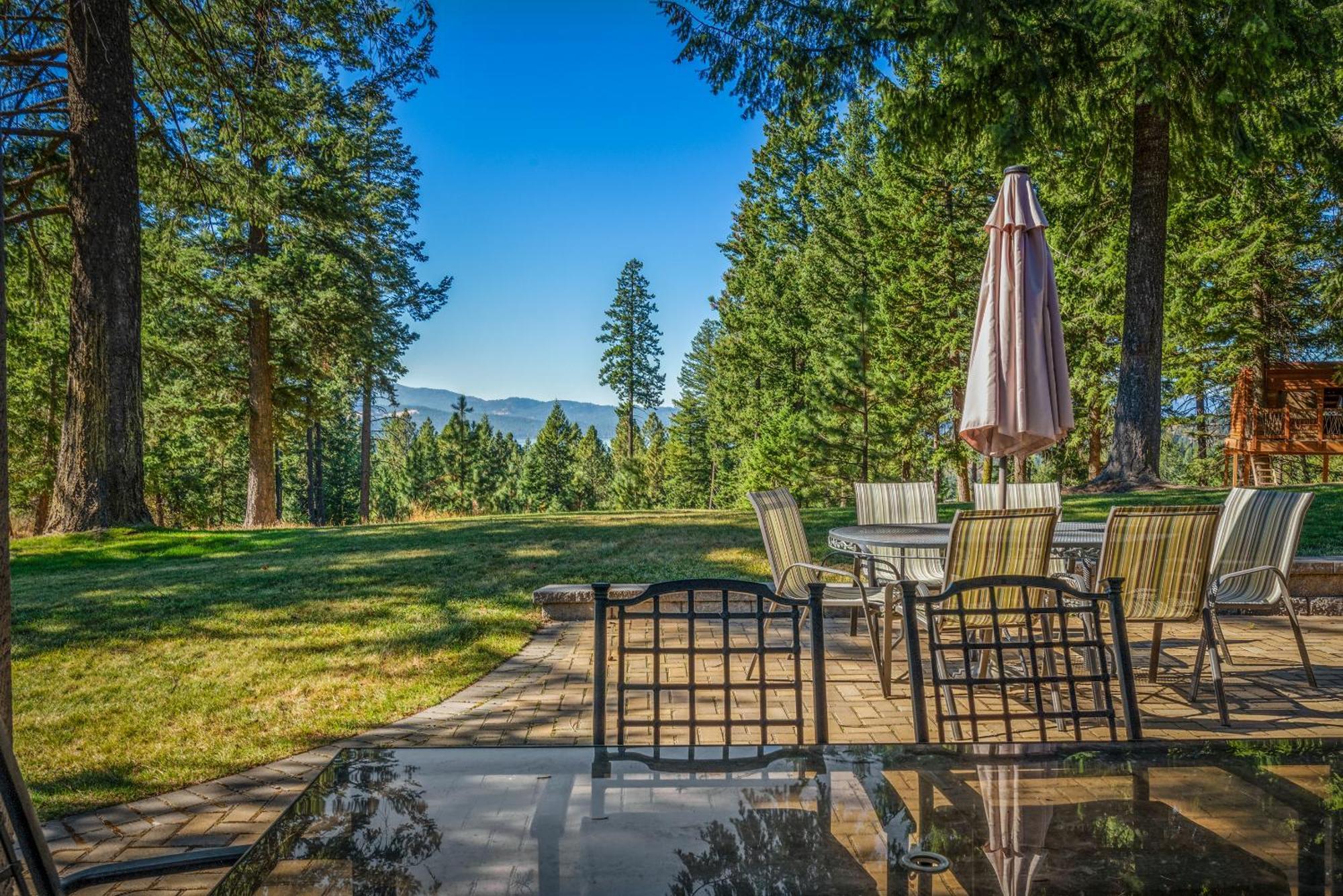 4br 3 And Half Bath With Whirlpool And Playground For 14 Guests *