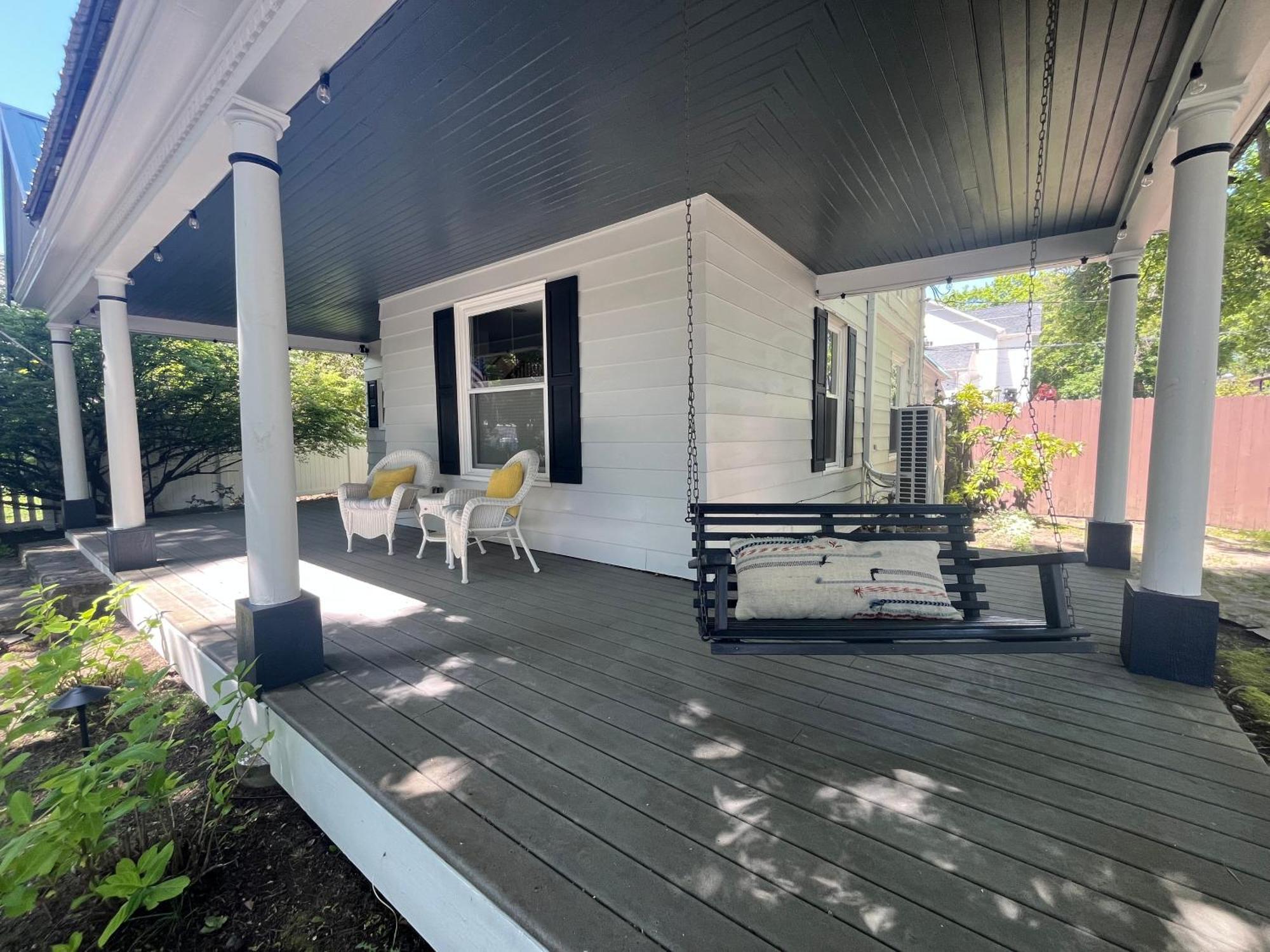 Holiday home Cda Charmer