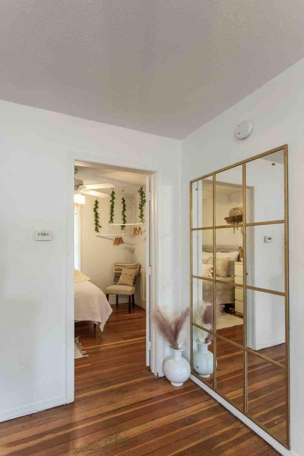 Downtown Boho Retreat- 5 Beds,2 Baths *