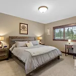 Elegant 2Br Condo In Riverstone