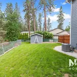 Cda Quiet Neighborhood Retreat