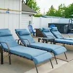 Upscale Heated Pool Retreat Near Lake Cda With Hot Tub