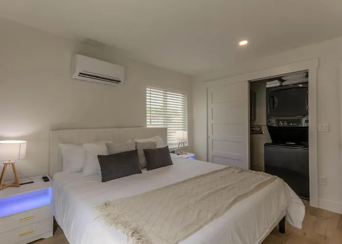 The Flats- Executive Suite-Downtown Cda