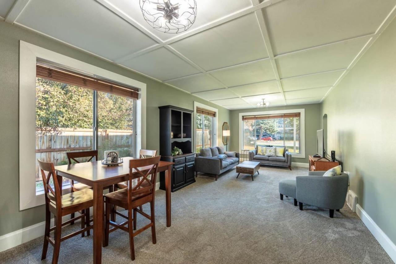 Comfy Quiet House By Downtown Holiday home