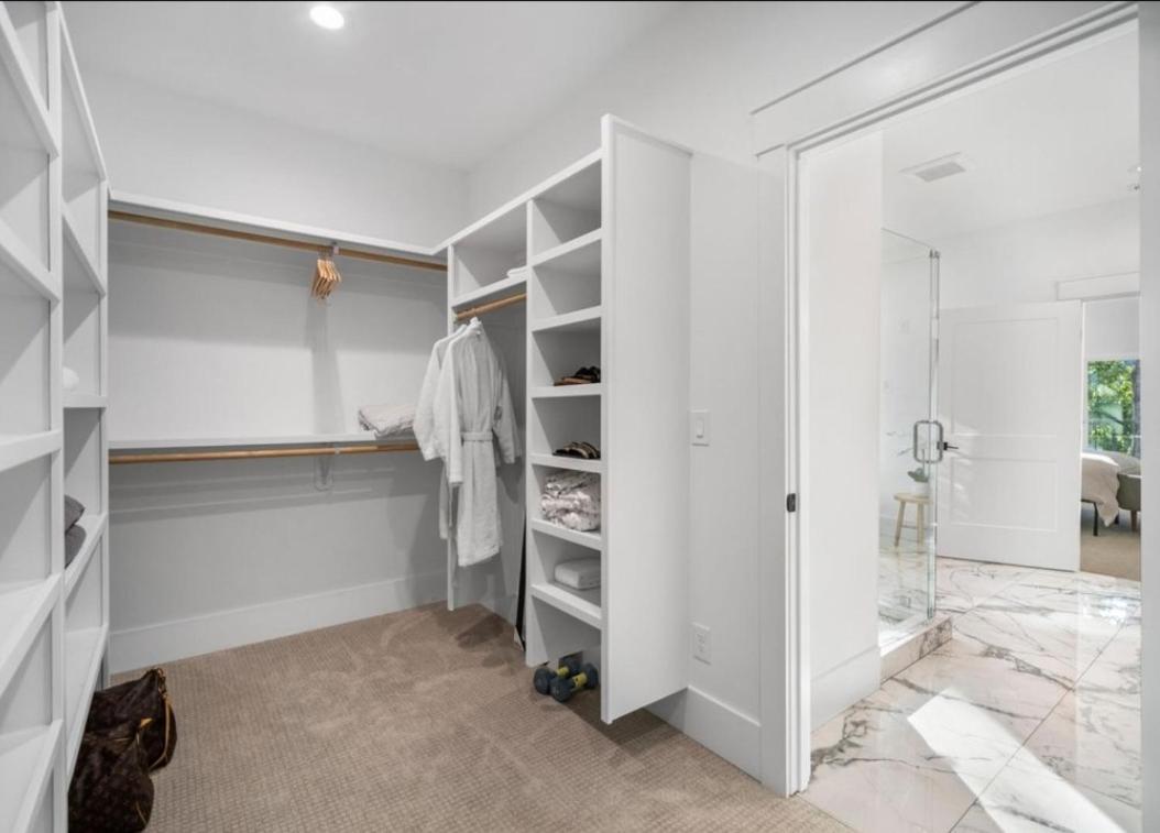 New Custom Front With Jacuzzi * Coeur d'Alene