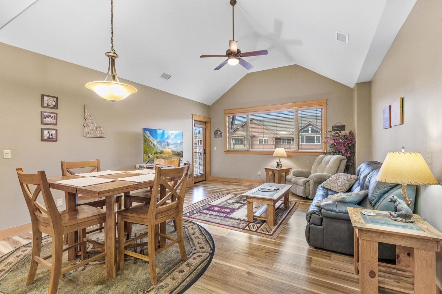 Holiday home Riverstone 308 *