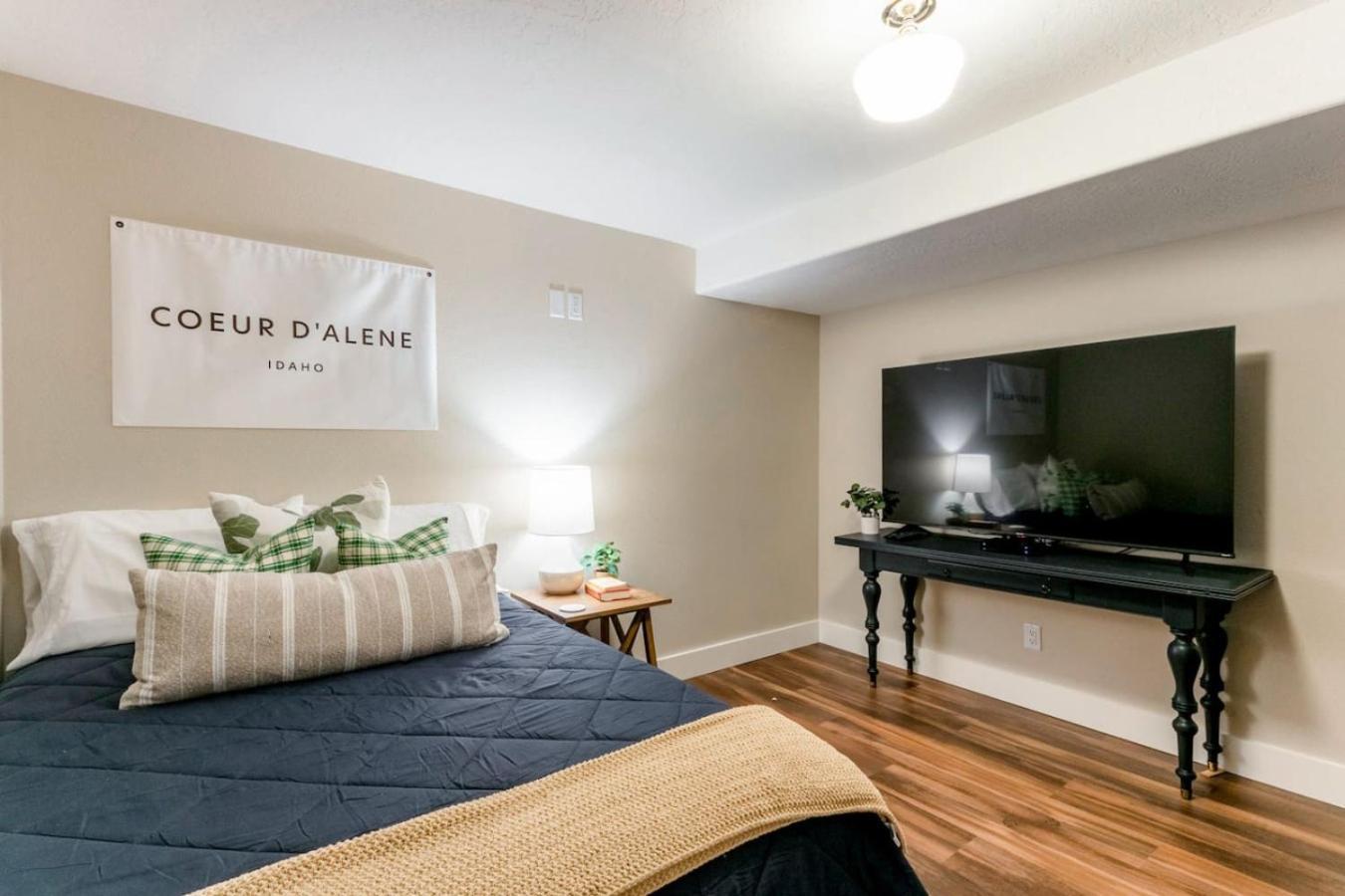 Craftsman Charmer In Downtown Cda * Coeur d'Alene