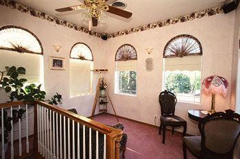 The Roosevelt Inn